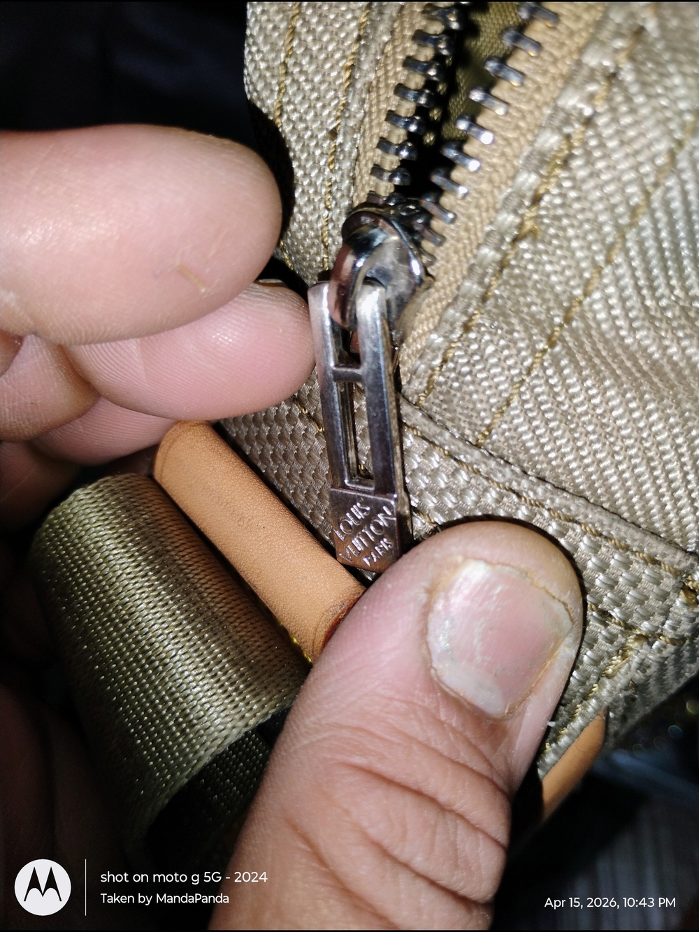 Louis Vuitton Khaki Canvas Crossbody Bag - Picture 2 of 7